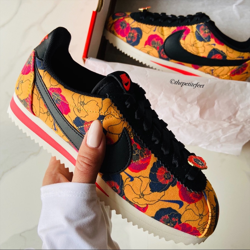 NWT Nike Cortez LX floral - Picture 1 of 7